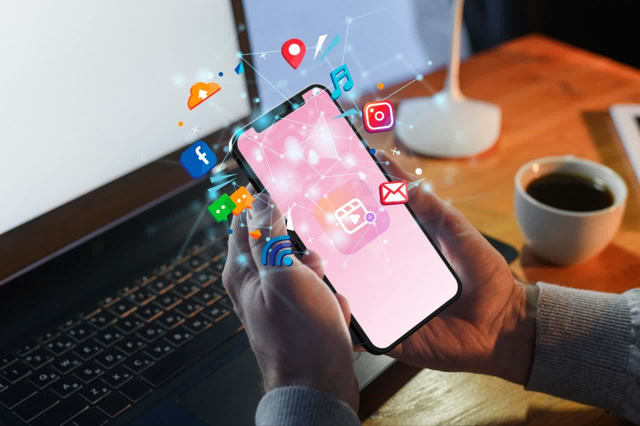 ادمین پیج اینستاگرام در ایلام